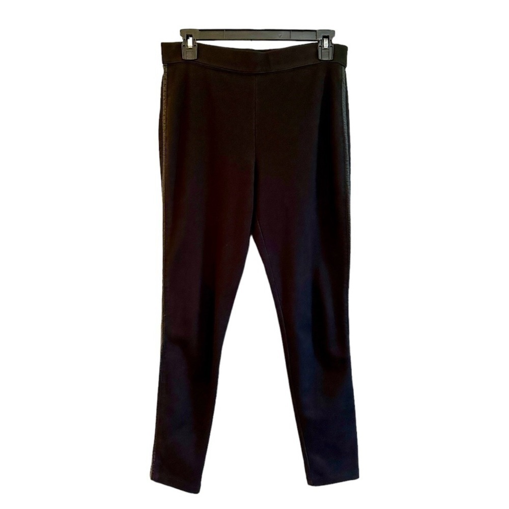 DKNY JEANS, WOMENS, BLACK KNIT PANTS WITH FAUX LEATHER SIDE STRIPES. SIZE M